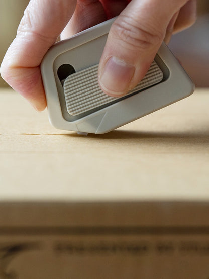 Midori Magnetic Rust-proof Box Cutter