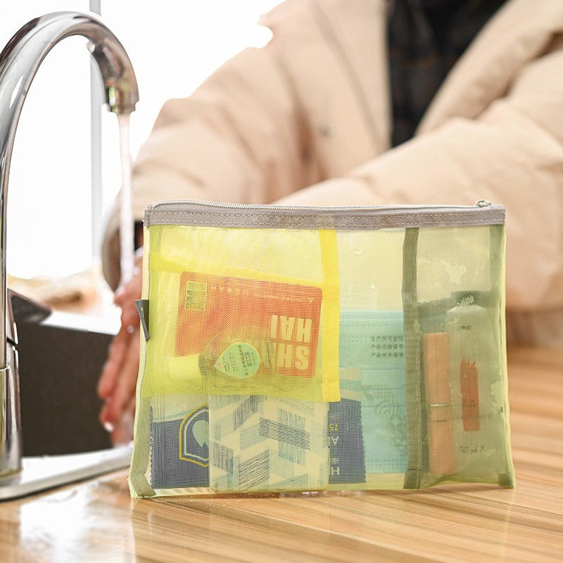 Midori Mesh Divider Pouch B6