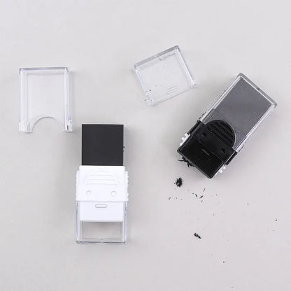 Kutsuwa Mazi-Keshi Magnetic Eraser